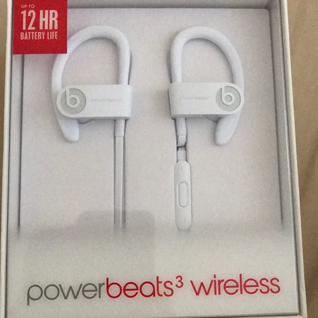 Brand New White Wireless Power Beats 3